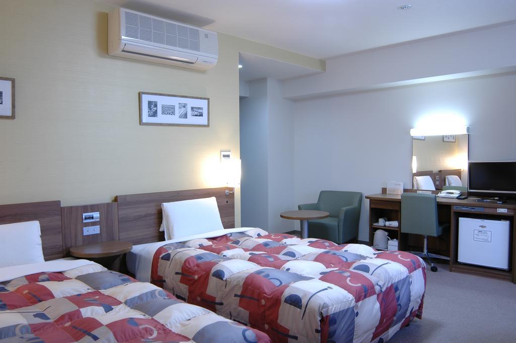 Hotel Econo Tsu Station Luaran gambar